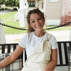 Meet your Posher, Anna